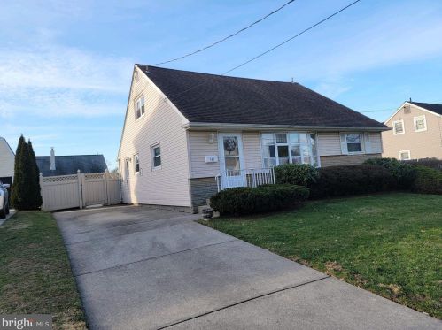 181 Covington Ln, West Deptford, NJ 08096-5030