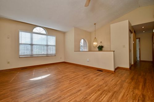 1468 Afton Dr, Florence KY  41042-8510 exterior