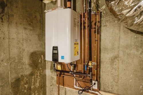 10 Woodward Rd, Lincoln RI  02865-4917 exterior