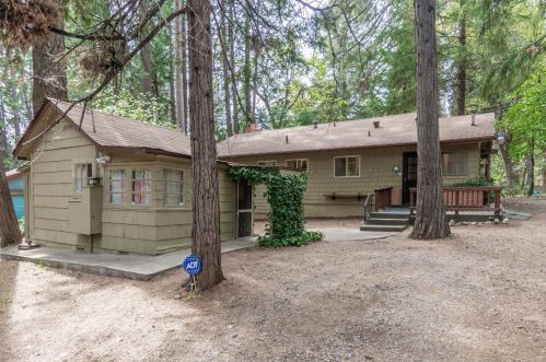 6184 Pony Express Trl, Pacific House, CA 95726-9649