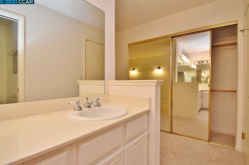 166 Farm Ln, Pacheco CA  94553-4185 exterior