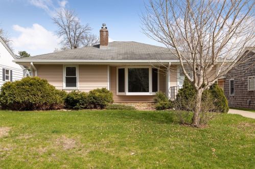 5921 Wooddale Ave, Minneapolis, MN 55424-1841