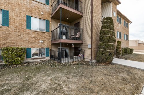 4188 Oak Meadows Dr, Salt Lake City, UT 84123-4158