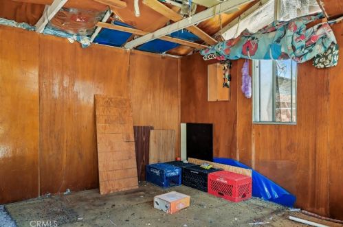 1071 Rialto Ave, San Bernardino CA  92408-1221 exterior