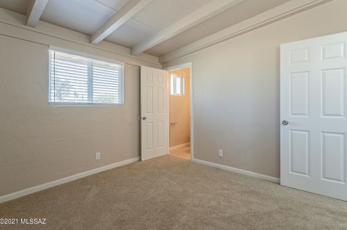 5681 Bryant Ave, Tucson AZ  85706-2917 exterior