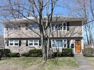 101 Royal Oak Dr, Waterbury, CT 06708-3634