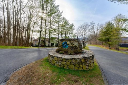 25 Beard Dr, Northville, CT 06776-3716