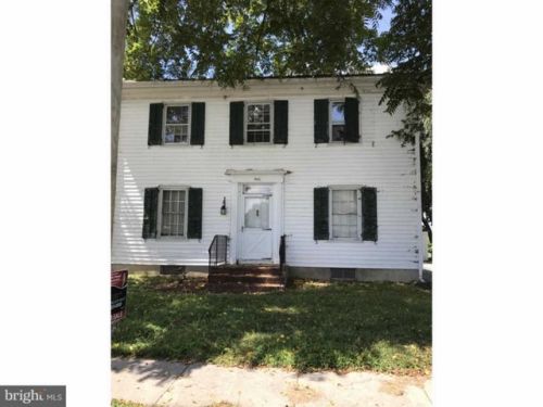 946 Main St, Shiloh, NJ 08353-8817