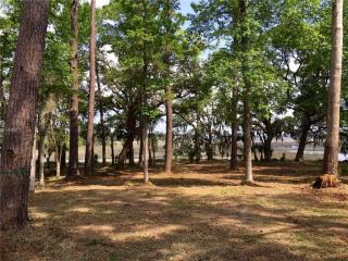 23 Sturgeon Pt, Bluffton SC  29910-4777 exterior