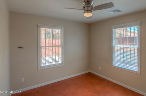 1040 Arizona Ave, Tucson AZ 85705-7712 exterior