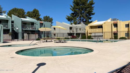 816 Langley Ave, Tucson, AZ 85710-4854