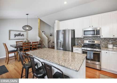5433 Radford Ave, Otsego, MN 55374-5302