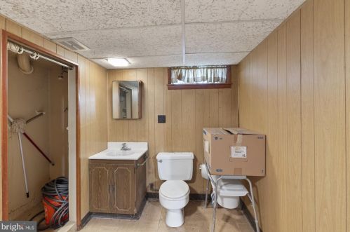 15 Lee St, Hanover PA  17331-1923 exterior