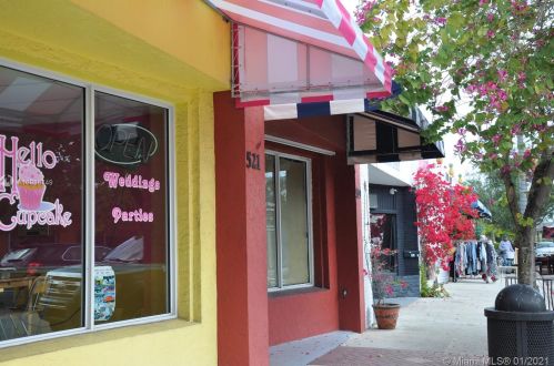 710 55th St, West Palm Beach FL  33407-2612 exterior