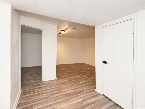 2136 Monroe Blvd, Ogden UT 84403-0235 exterior