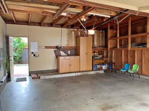 939 Pine St, Upland CA  91786-3010 exterior