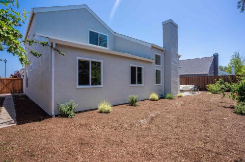 762 Barton Way, Benicia CA  94510-3800 exterior