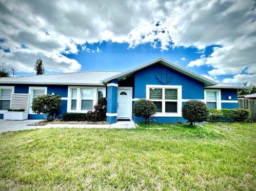 4536 25th Ave, Naples FL  34116-7810 exterior