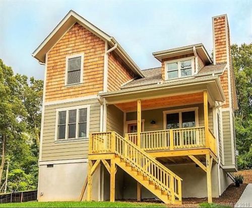 66 Deaver St, Asheville, NC 28806-4557