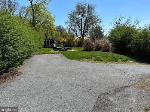 17 Spring Garden St, Ephrata PA  17522-2519 exterior