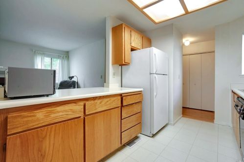 2512 Westberry Dr, Santa Rosa CA 95403-4134 exterior