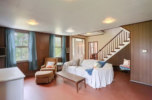 116 Matthews Spur Rd, Eighty Four, PA 15330-1930