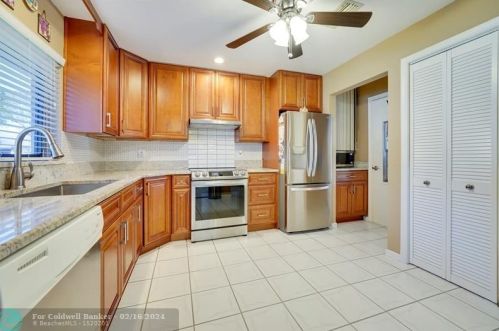 4903 Equestrian Cir, Boynton Beach, FL 33436-4307