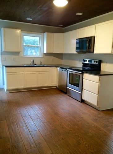 1001 38th 1/2 St, Austin TX  78751-5218 exterior