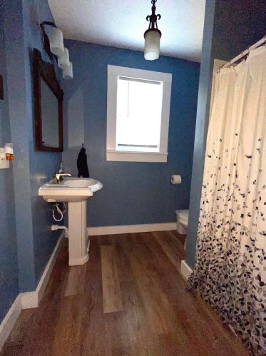 1023 Washington Ave, Washington Court House OH  43160-2057 exterior