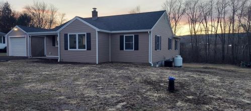 62 Hart Dr, Litchfield, CT 06759-2610