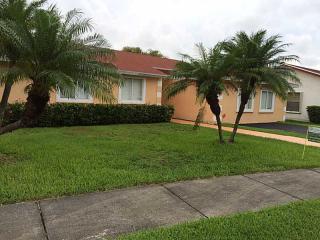 16524 103rd Ct, Miami, FL 33157-3150