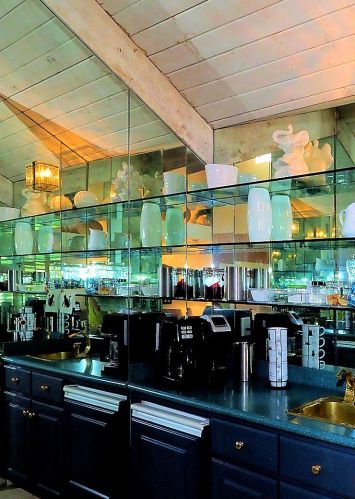 464 Sunningdale Dr, Rancho Mirage CA  92270-1444 exterior