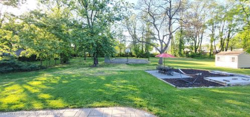 7 Bedle Rd, Hazlet NJ  07730-1209 exterior