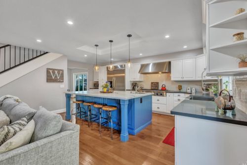 311 Dl Ct, Benicia CA 94510-2133 exterior