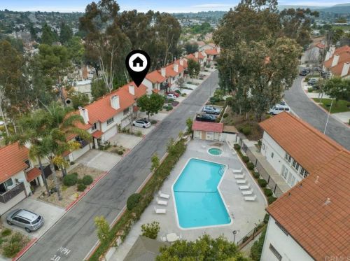 353 Windy Ln, Vista CA  92083-5766 exterior