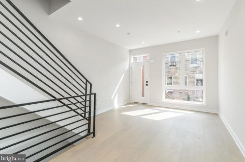 415 Cantrell St, Philadelphia PA  19148-5701 exterior