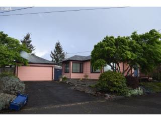 1070 11th St, Coquille, OR 97423-1162