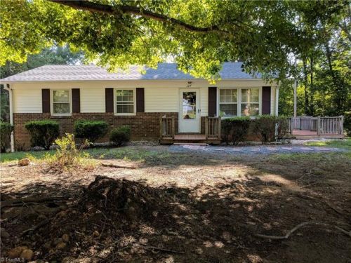 127 Goodwill Heights Pl, Farmington, NC 27028-4751