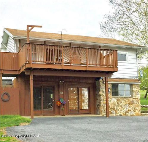 204 Best Ave, Walnutport, PA 18088-1203