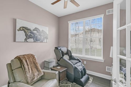 47 Sunset Dr, Tinton Falls NJ 07724 exterior