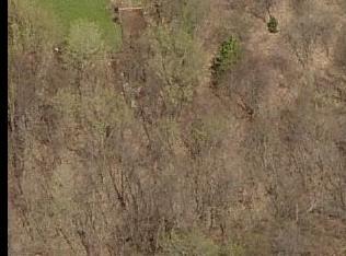 1649 Legend Hill Ln, Waukesha, WI 53189-8085