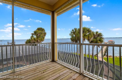 3618 Indian Riv Dr, Cocoa FL 32926-8705 exterior