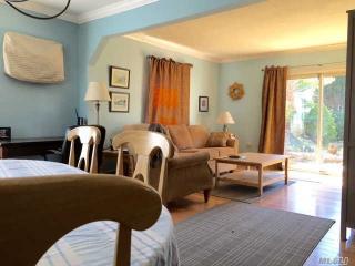 258 Center Ln, Plainedge, NY 11756-1025