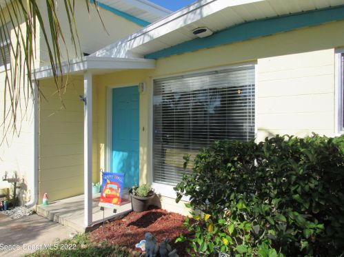 920 Forest Rd, Titusville, FL 32780-6422
