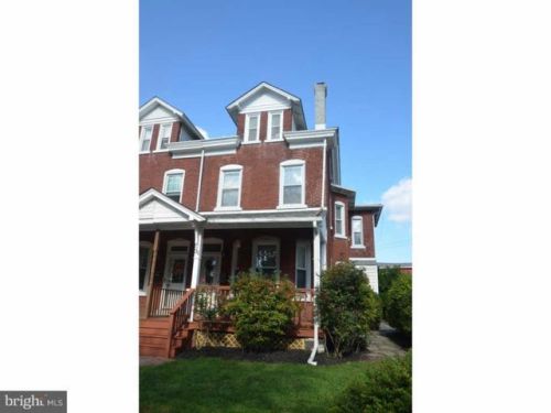 31 Front St, Souderton, PA 18964-1148