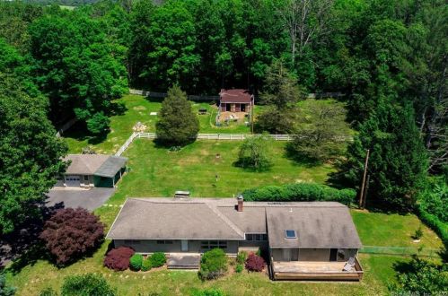 230 Meetinghouse Rd, Northville, CT 06776-5020