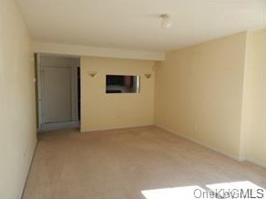 265 Ruth Ct, Middletown, NY 10940-5319