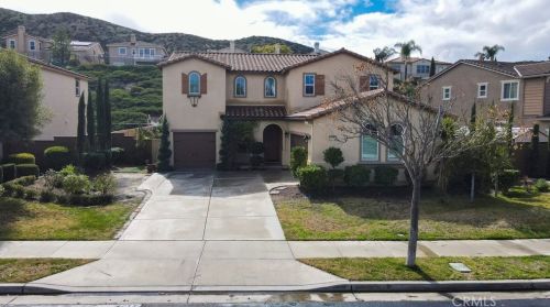 35595 Desert Rose Way, Lake Elsinore CA  92532-2905 exterior