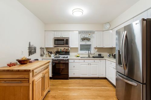 50 Cottage St, Bayonne NJ  07002-4332 exterior