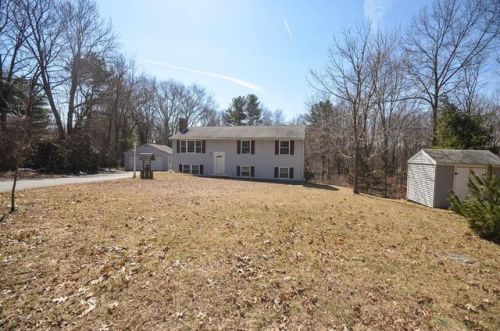 20 Pierce Rd, Sutton, MA 01590-2909